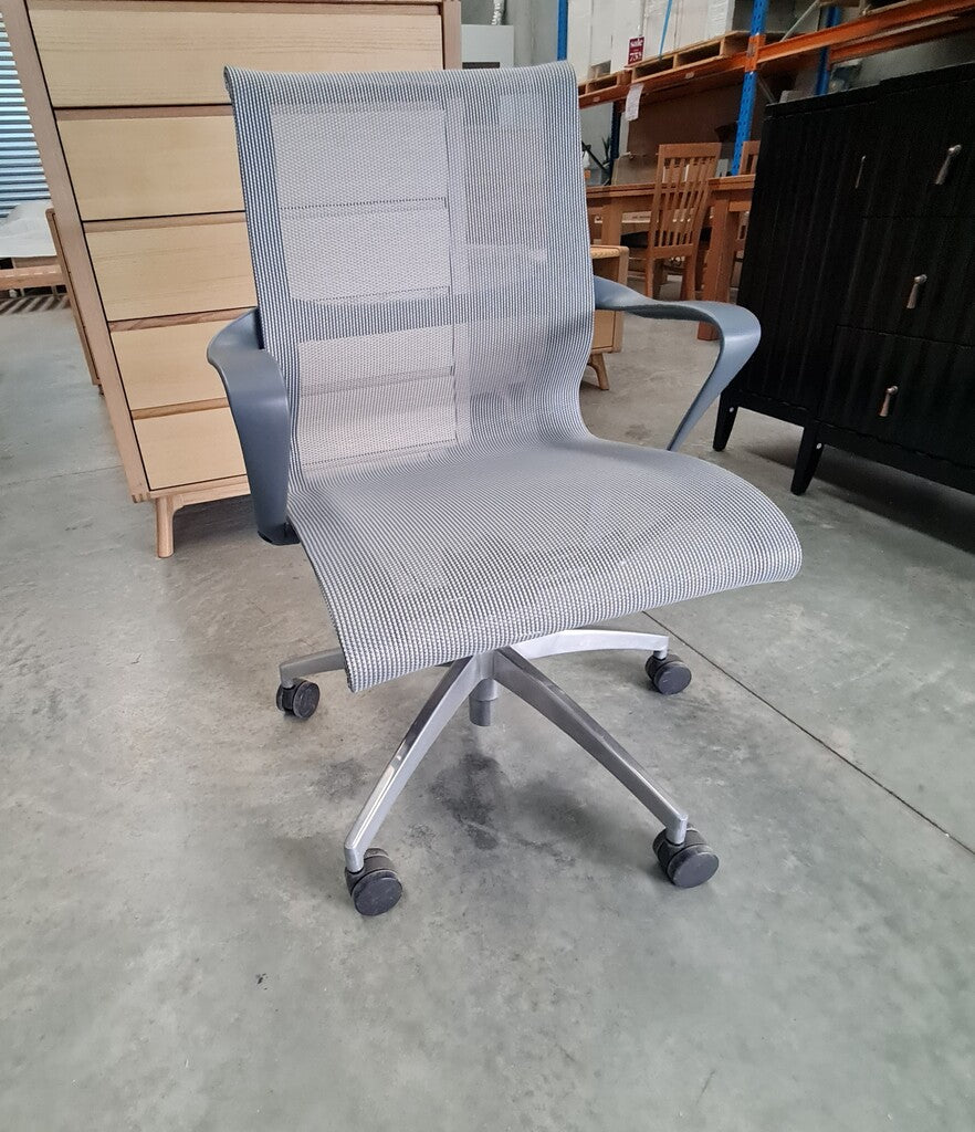 Ergonomic Mesh Office Chair