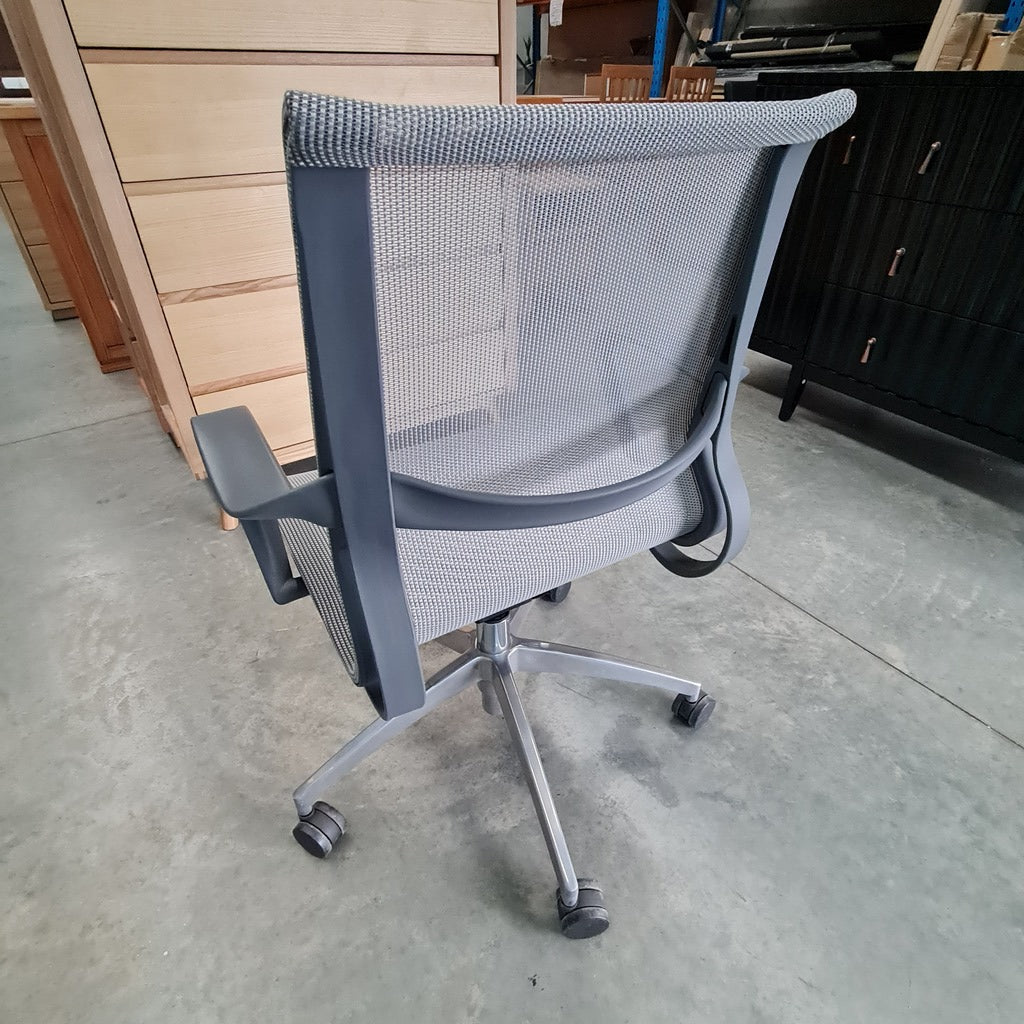 Ergonomic Mesh Office Chair