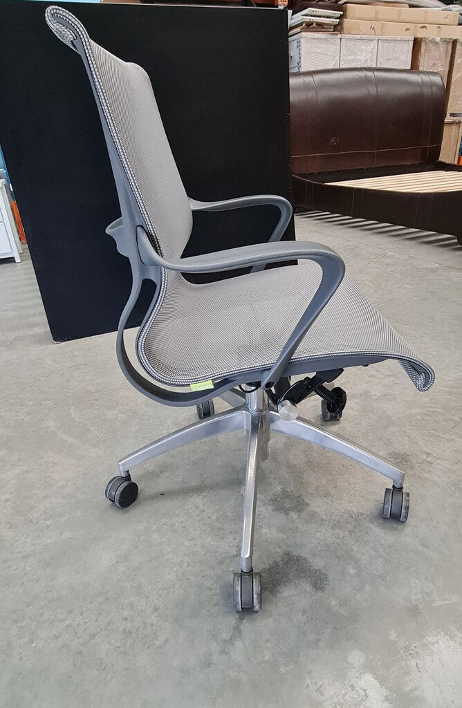 Ergonomic Mesh Office Chair