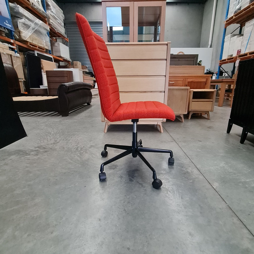 Mid Century Modern-inspired Task Chair
