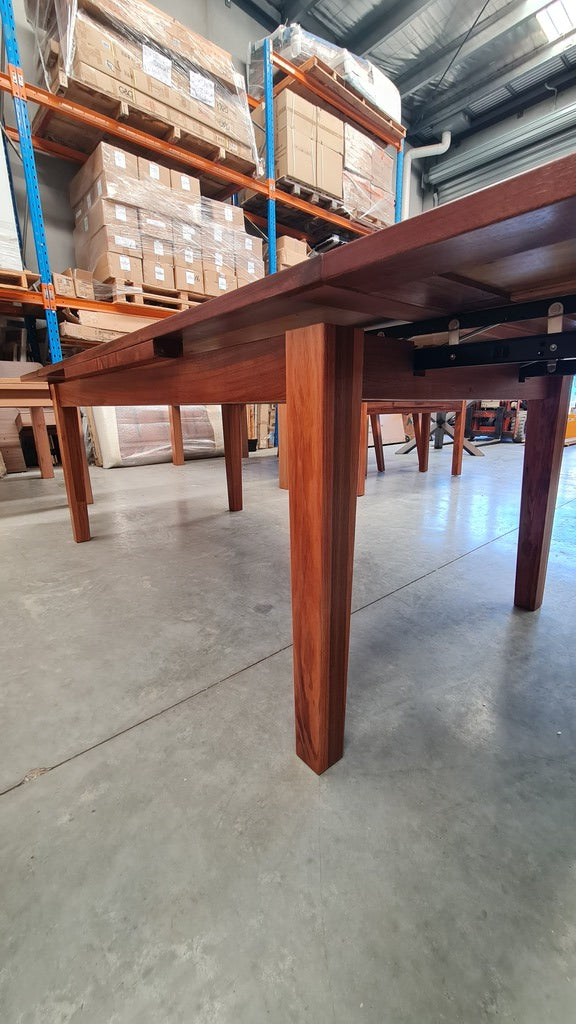 Tasmanian Blackwood 1.8m - 2.8m Extendable Dining Table