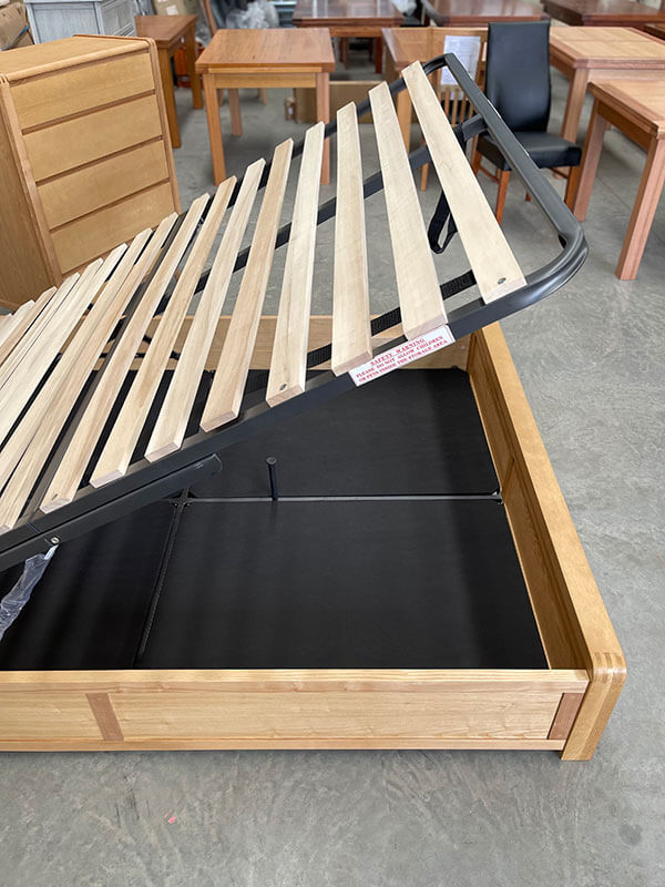 Nordic Queen Gas-Lift Bedroom Package