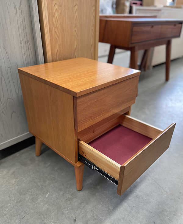 Linden Tasmanian Oak 2-Drawer Bedside