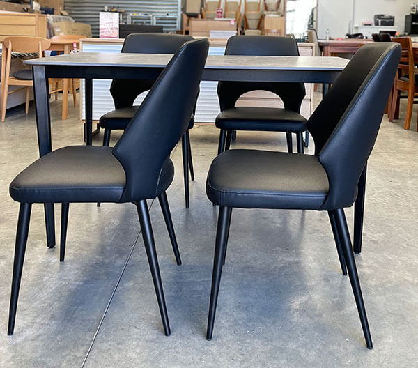 Dining Table & Chairs (x 4) Set