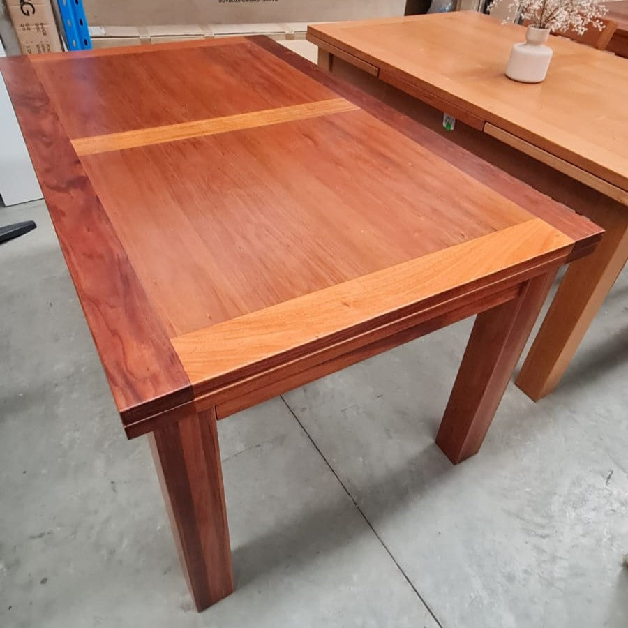 Tasmanian Blackwood 1.5m/2.5m Extendable Dining Table
