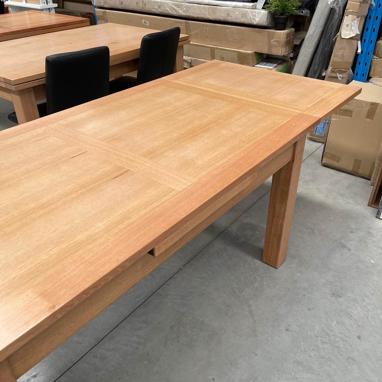 Tasmanian Oak 1.5m/2.5m Extendable Dining Table