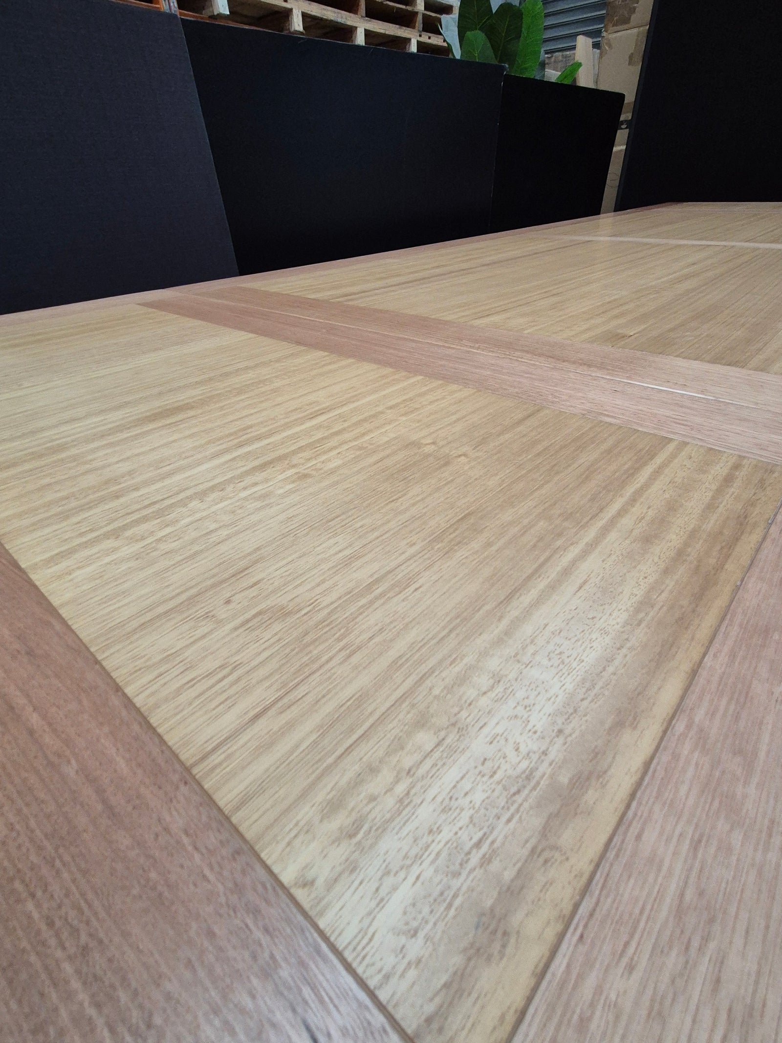 Tasmanian Oak Extendable Dining Table