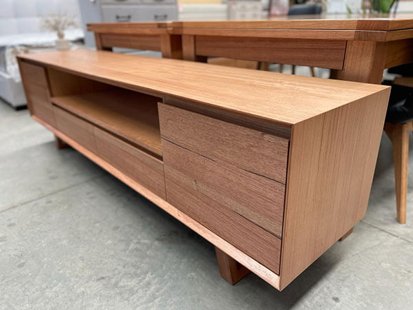 Tasmanian Oak 2.1m ETU w/ 2 Drawers + 2 Doors