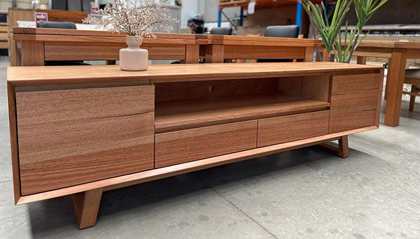 Tasmanian Oak 2.1m ETU w/ 2 Drawers + 2 Doors