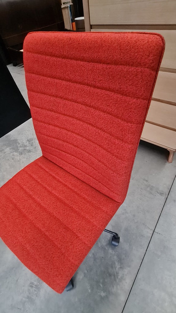 Mid Century Modern-inspired Task Chair