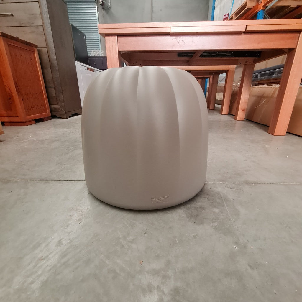 Gumball Pouf Argill PP Finish