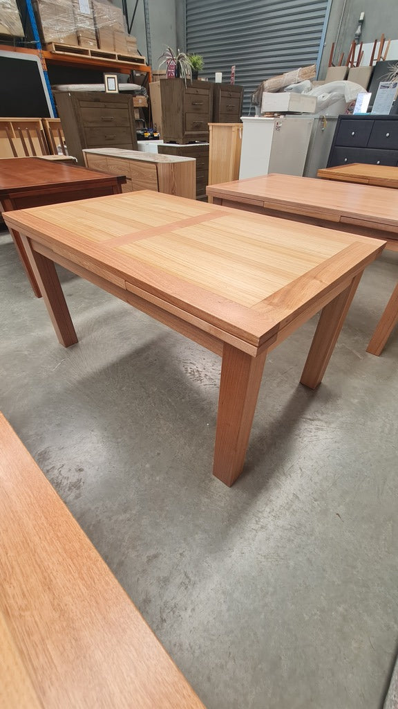 Tasmanian Oak Extendable Dining Table 1.5m - 2.5m