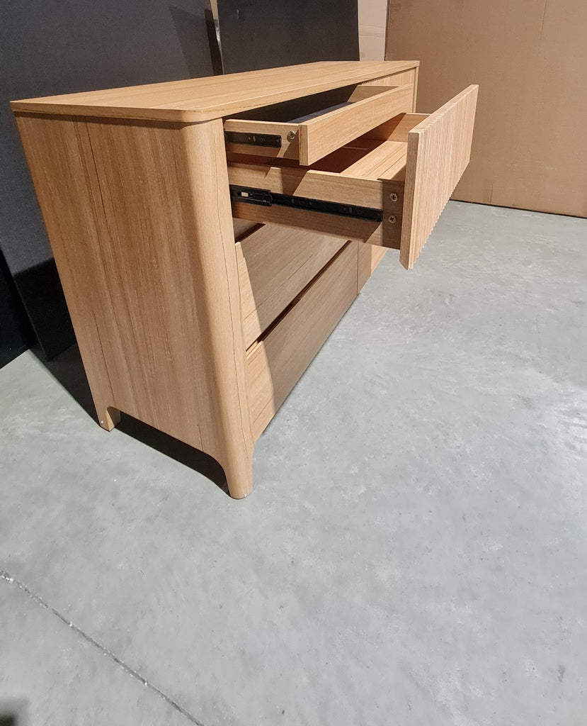 Natural 6 Drawer Dresser - Scandi / Contemporary