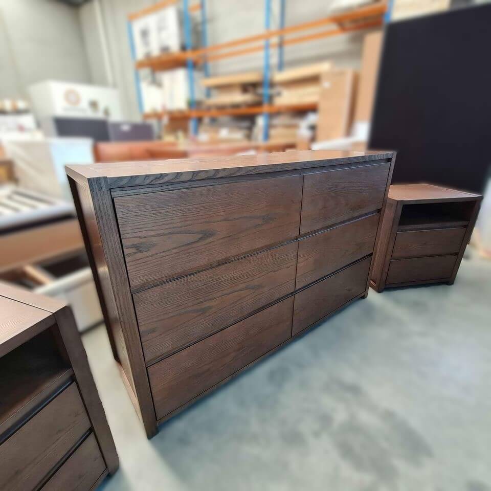 Walnut Grove 3 Piece Bedroom Set