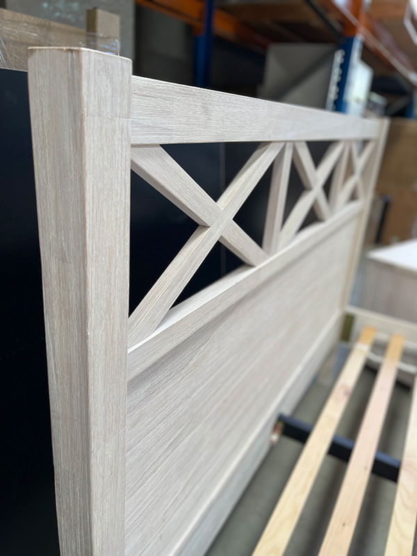 Queen 2 Drawer Storage Bed in Whitewash