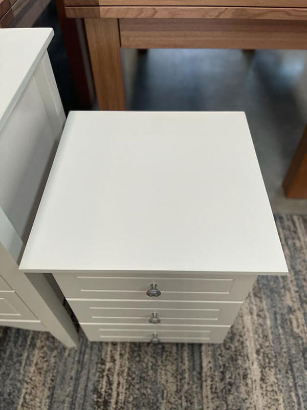 Radiance White Kids&#39; Furniture Set