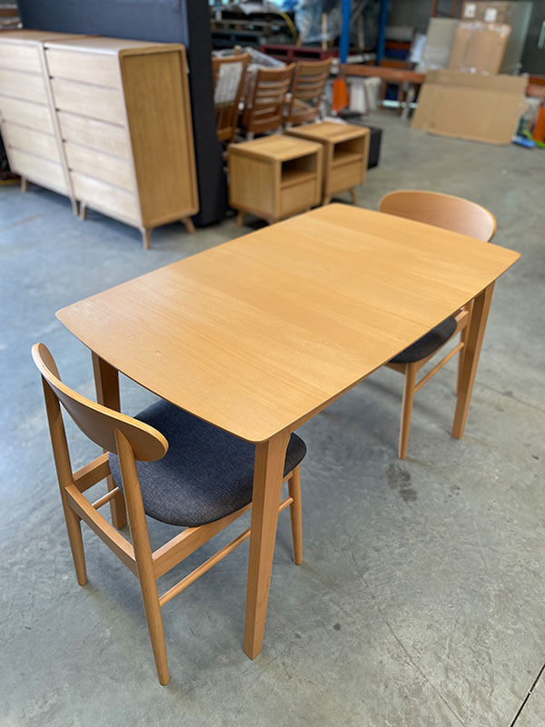 Oakvale Extension Dining Table Set,