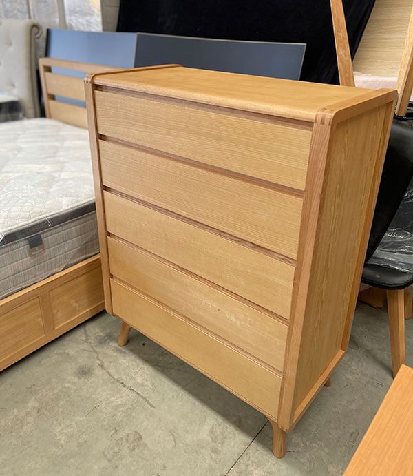 Nordic Queen Gas-Lift Bedroom Package