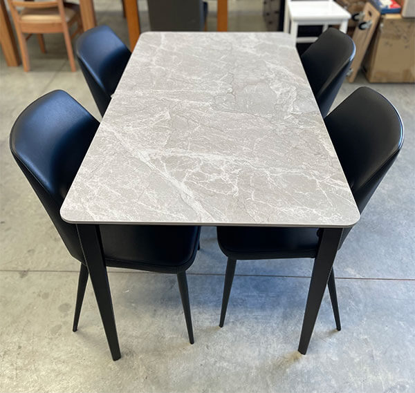 Dining Table & Chairs (x 4) Set