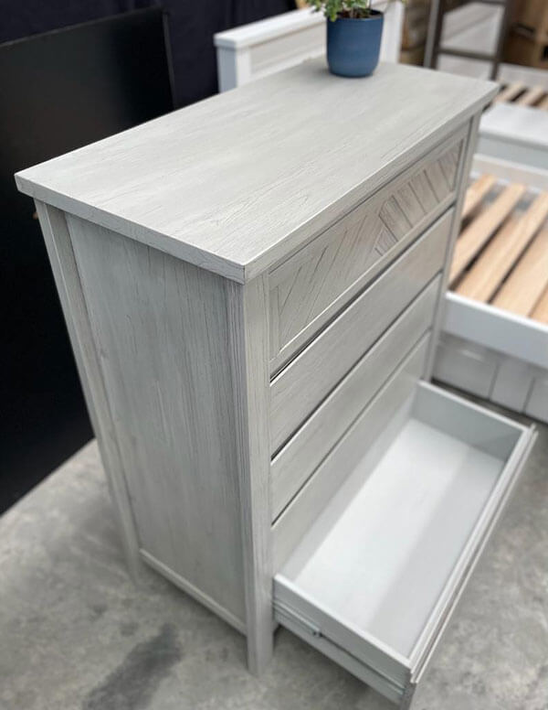 Silverton Herringbone Bedroom Set