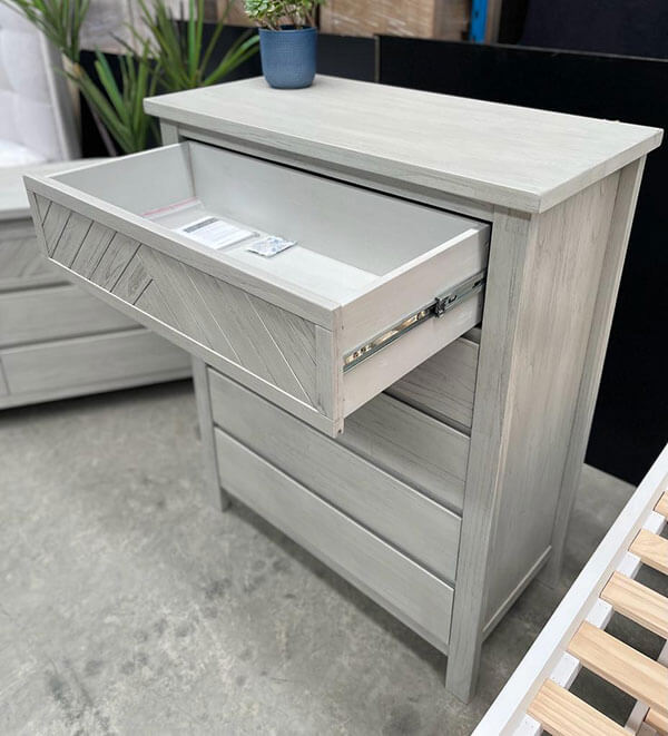 Silverton Herringbone Bedroom Set