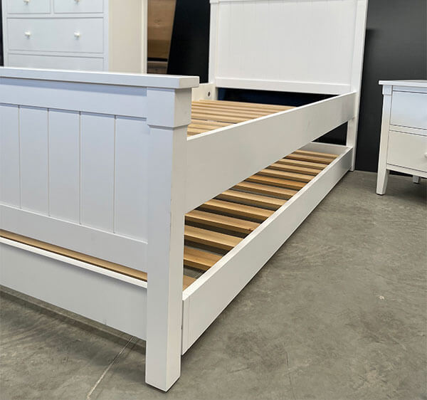 White Single w/ Trundle 3 Piece Bedroom Set