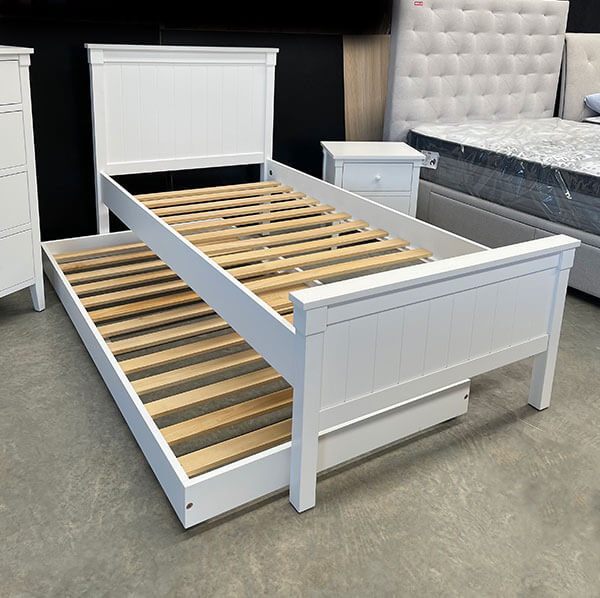 White Single w/ Trundle 3 Piece Bedroom Set