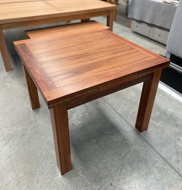 Tasmanian Blackwood 1m/1.6m Extension Dining Table