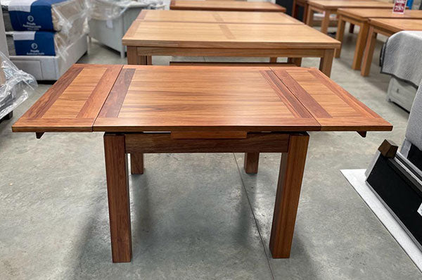 Tasmanian Blackwood 1m/1.6m Extension Dining Table