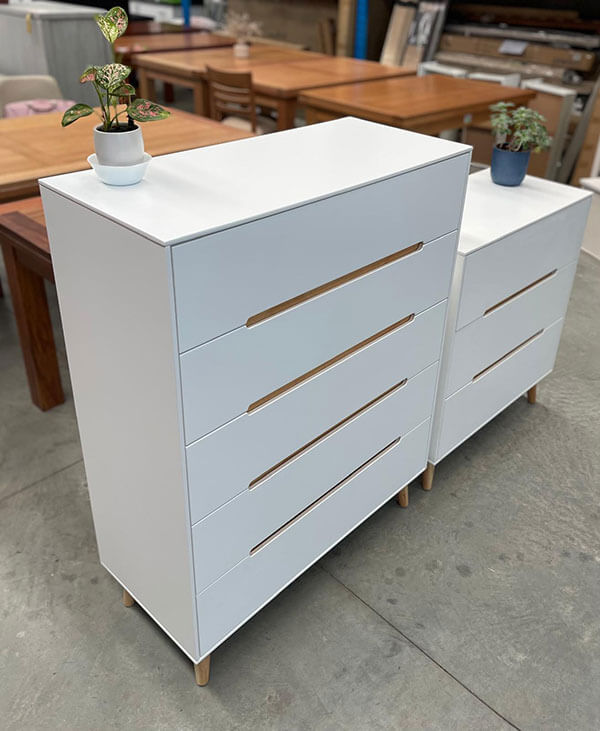 Retro White Oak Matching Chest of Drawers Set