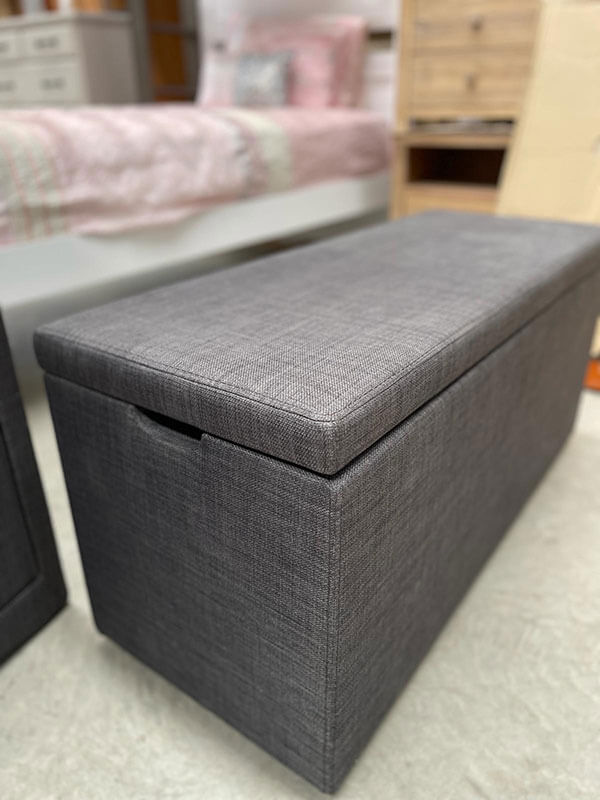 Ashton Tallboy &amp; Blanket Box Set