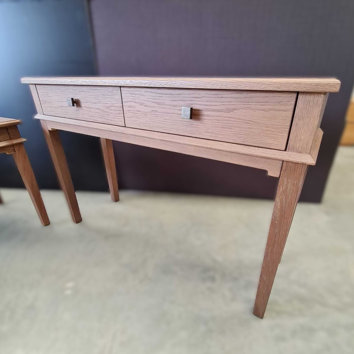 Oak Haven Console &amp; Lamp Table Set