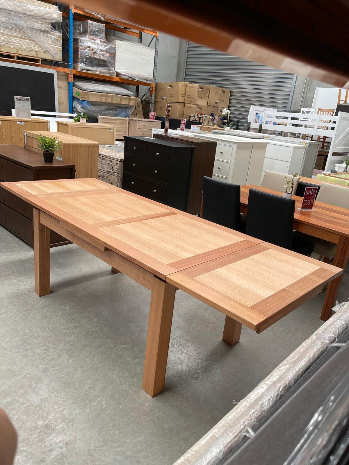 TASMANIAN OAK 1.5M/2.5M EXTENDABLE DINING TABLE