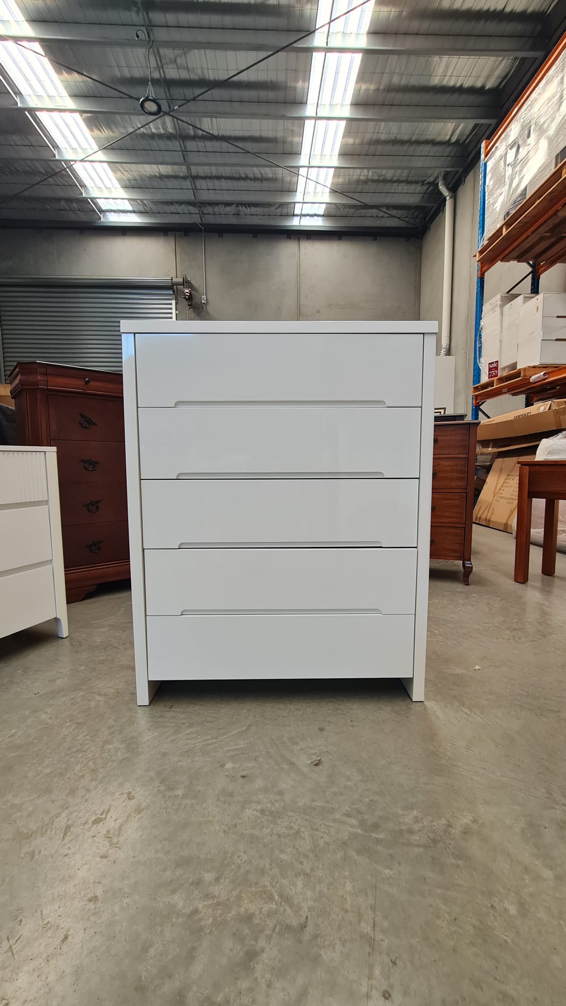Arctic White Tallboy
