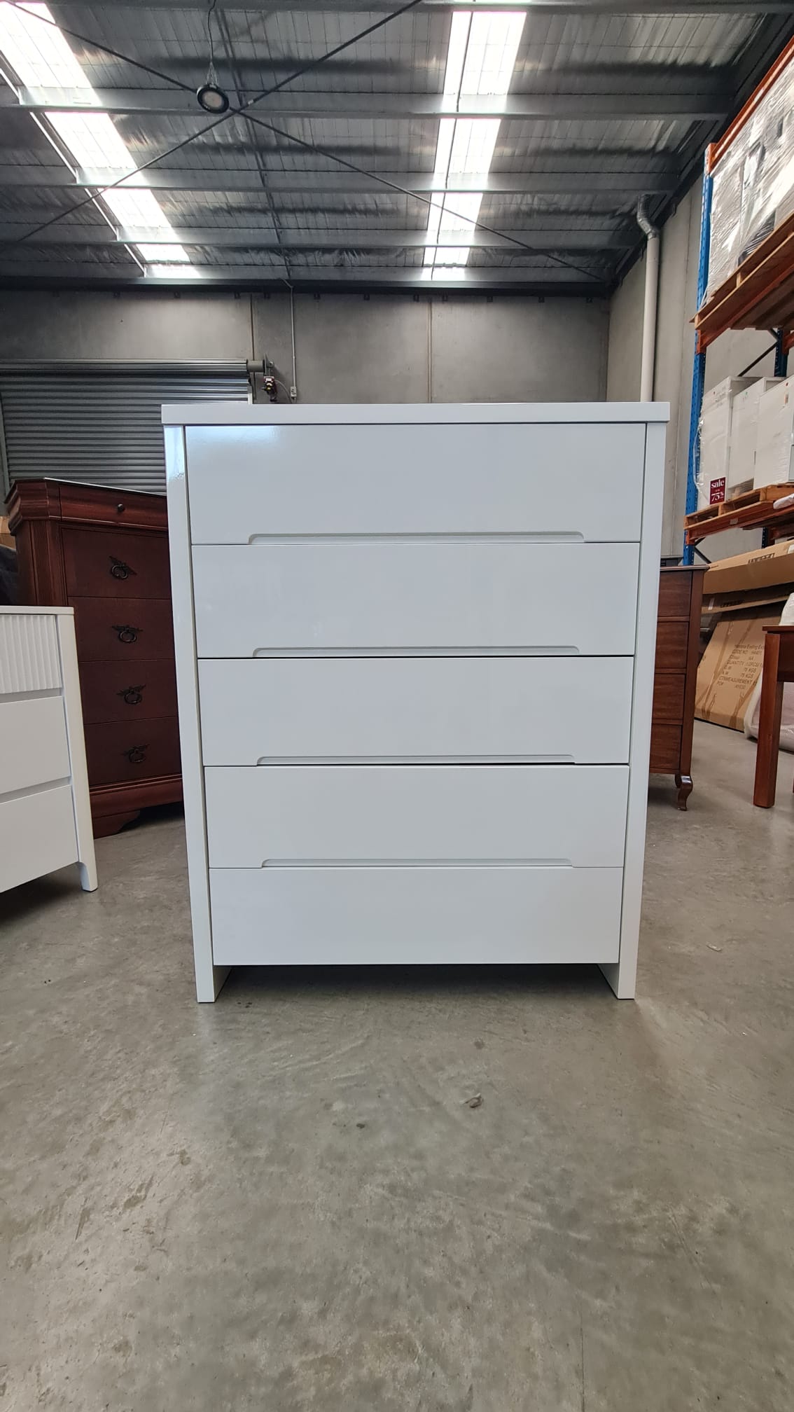 Arctic White Tallboy