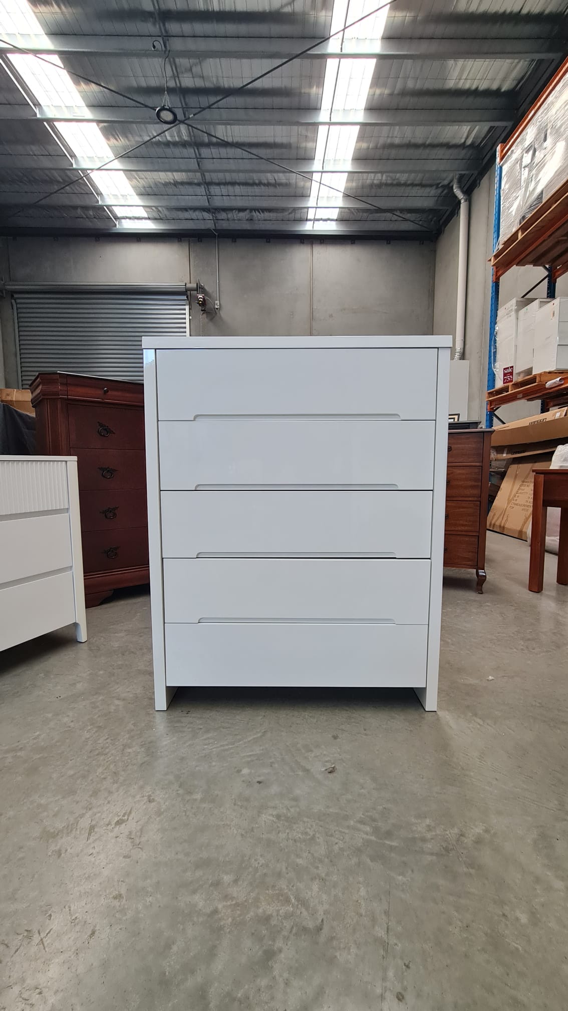 Arctic White Tallboy