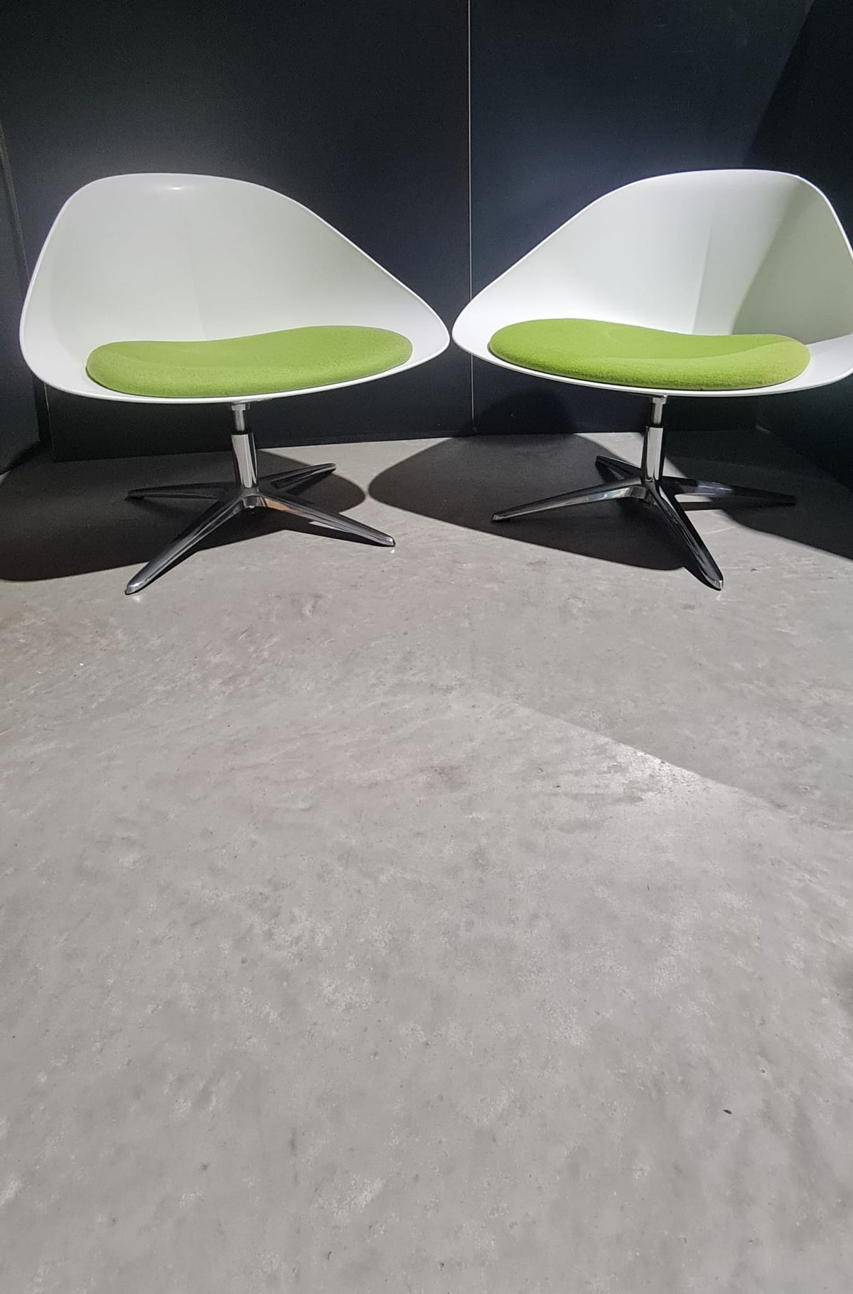 Pair of Designer Swivel Lounge Chairs – Modern Statement Seating