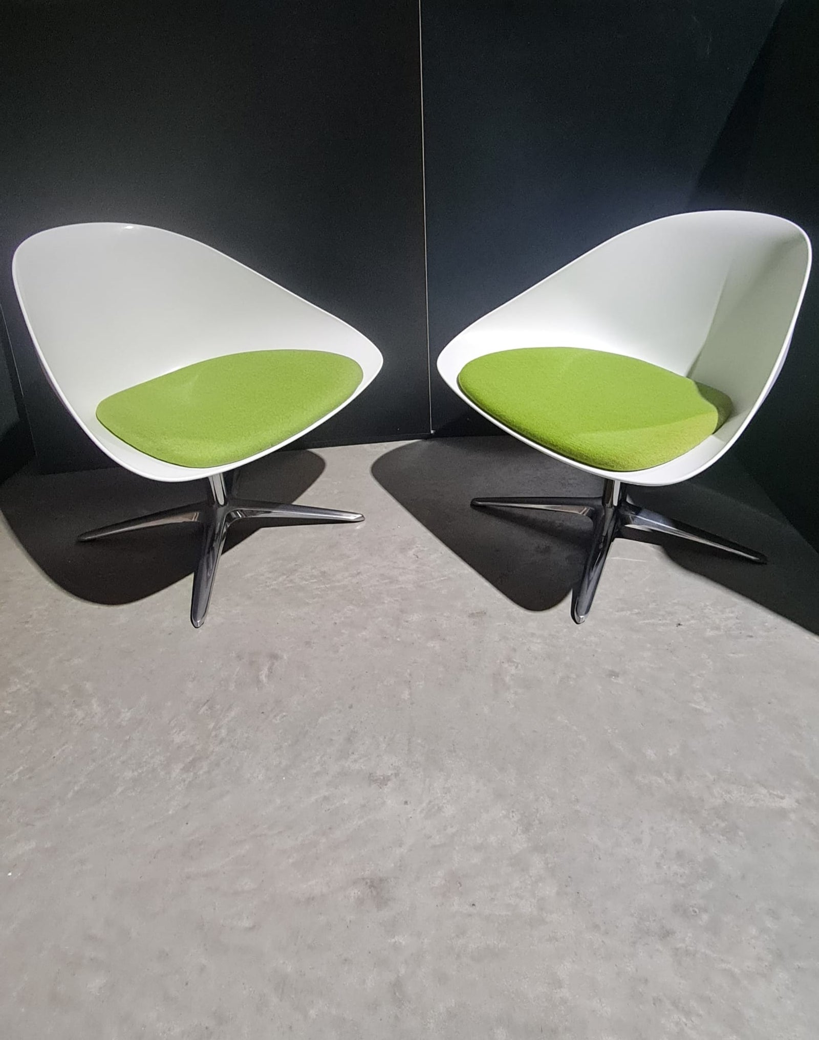 Pair of Designer Swivel Lounge Chairs – Modern Statement Seating