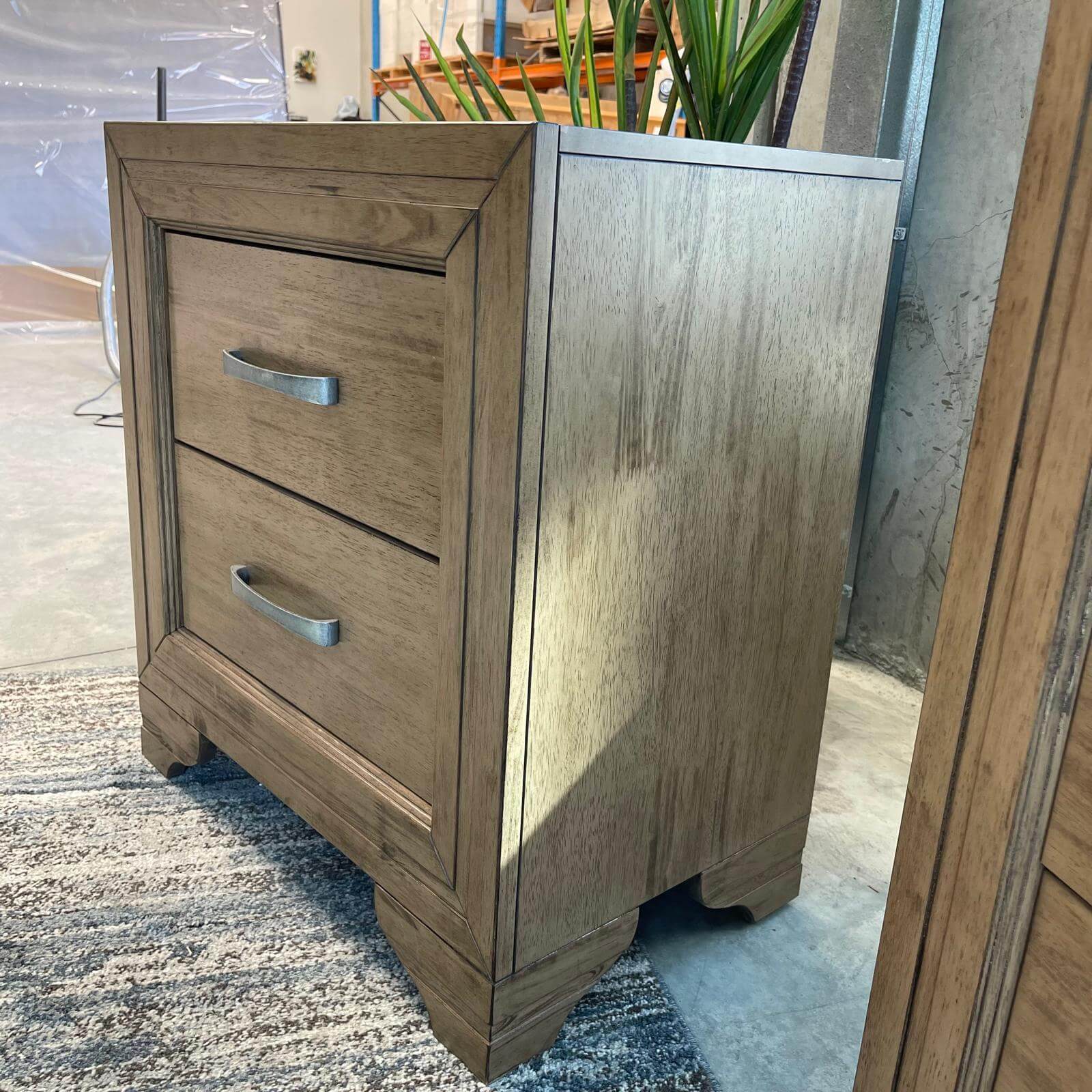 Elmstead 4 Piece Bedroom Set