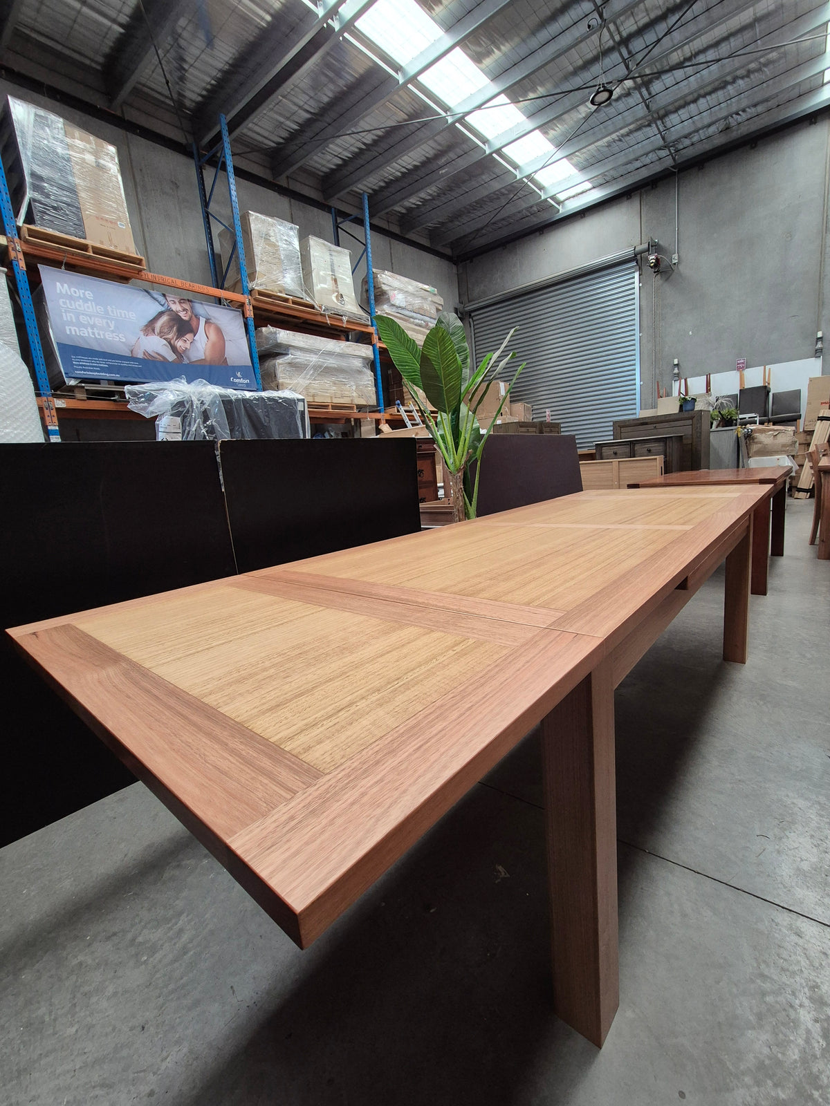 Tasmanian Oak Extendable Dining Table
