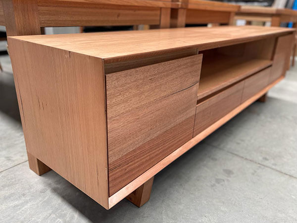 Tasmanian Oak 2.1m ETU w/ 2 Drawers + 2 Doors