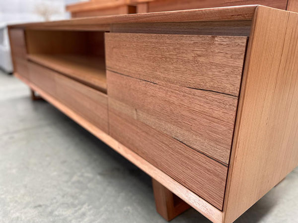 Tasmanian Oak 2.1m ETU w/ 2 Drawers + 2 Doors